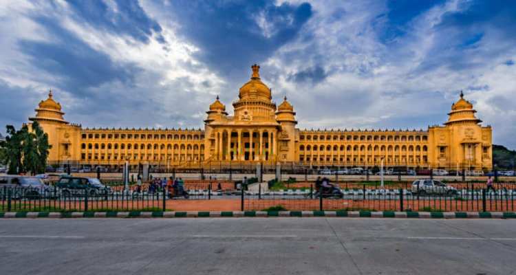 Amalgamation of Modernization And Development - City of Bengaluru